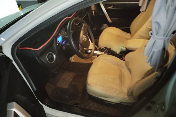 Used Toyota Levin 2018 185T CVT Luxury Edition Driver Seat