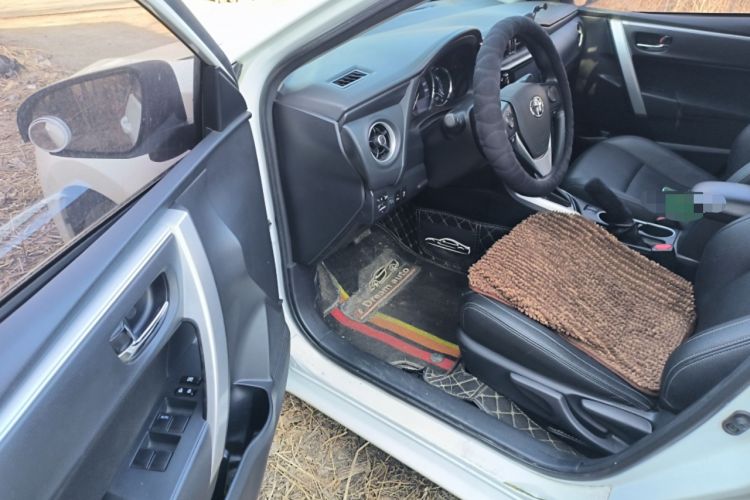 Used Toyota Levin 2018 185T CVT Luxury Edition Driver Seat