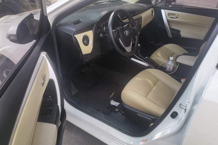 Used Toyota Levin 2018 185T CVT Luxury Edition Driver Seat