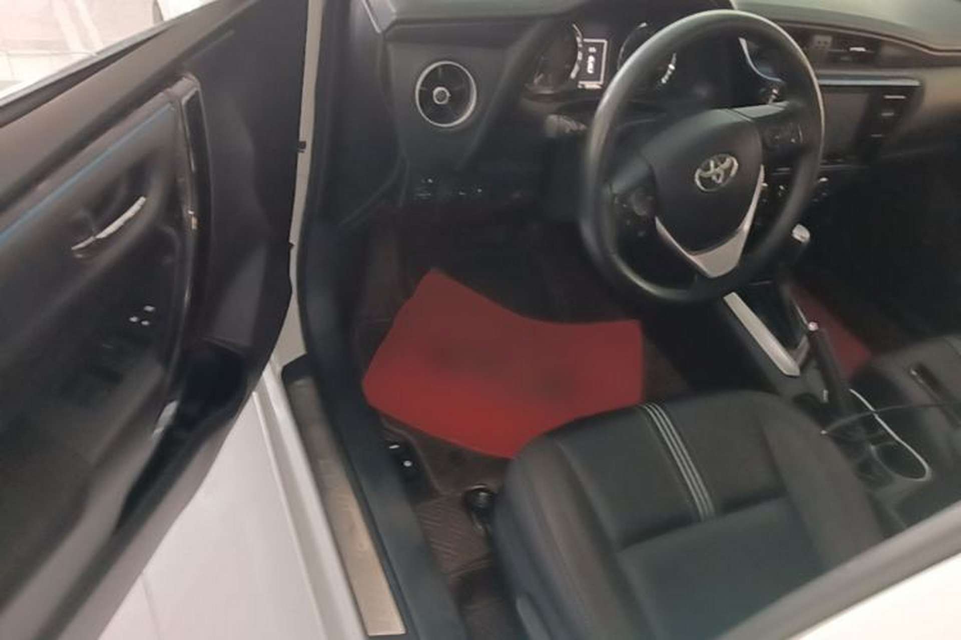 Used Toyota Levin 2018 185T CVT Luxury Edition China V Standard Driver Seat