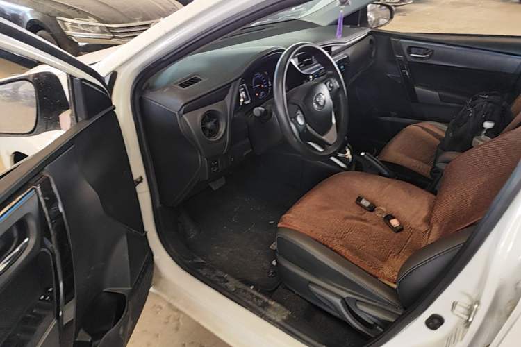 Used Toyota Levin 2018 Dual-Engine 1.8H GS-V E-CVT Prestige Version China VI Standard Driver Seat