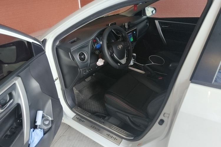 Used Toyota Levin 2018 185T CVT Luxury Edition Driver Seat