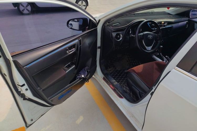 Used Toyota Levin 2018 185T CVT Luxury Edition China V Standard Driver Seat