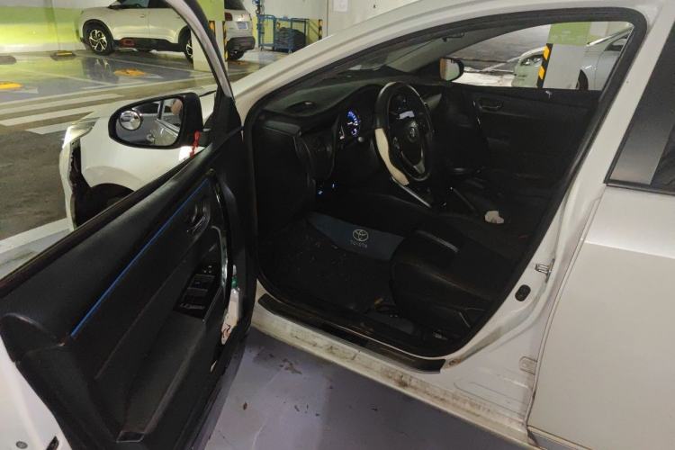 Used Toyota Levin 2018 Dual-Engine 1.8H GS-V E-CVT Prestige Version China V Standard Driver Seat