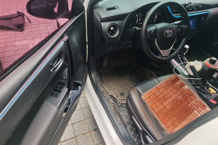 Used Toyota Levin 2018 185T CVT Prestige Version China VI Standard Driver Seat