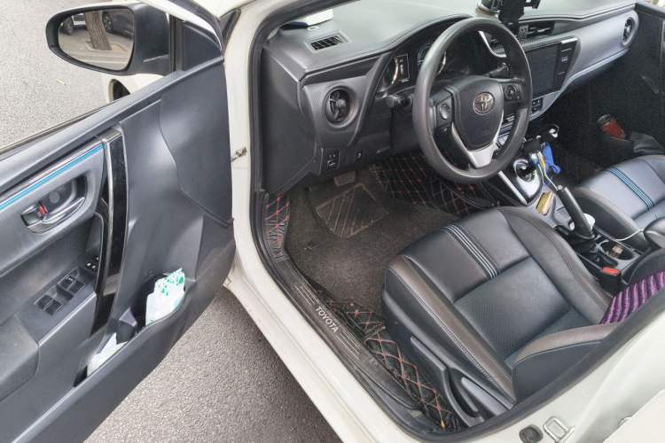 Used Toyota Levin 2018 Dual-Engine 1.8H GS-V E-CVT Prestige Version China VI Standard Driver Seat