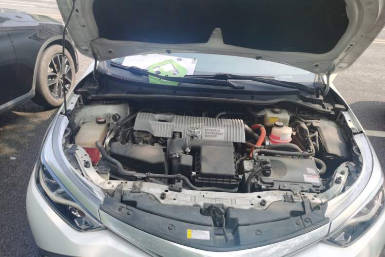 Used Toyota Levin 2018 Dual-Engine 1.8H GS-V E-CVT Prestige Version China V Standard Engine Bay