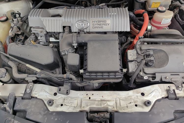 Used Toyota Levin 2018 Dual-Engine 1.8H GS-V E-CVT Prestige Version China VI Standard Engine Bay