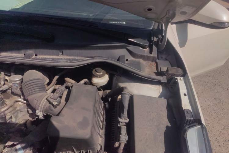 Used Toyota Levin 2018 185T CVT Luxury Edition Engine Bay Left
