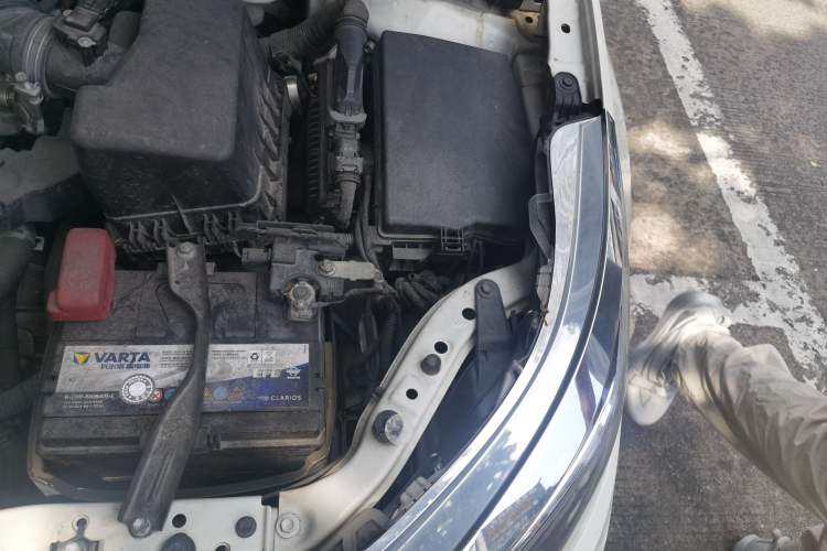 Used Toyota Levin 2018 185T CVT Luxury Edition Engine Bay Left