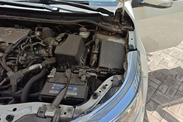 Used Toyota Levin 2018 185T CVT Luxury Edition Engine Bay Left