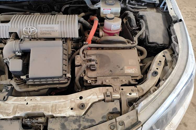 Used Toyota Levin 2018 Dual-Engine 1.8H GS-V E-CVT Prestige Version China VI Standard Engine Bay Left