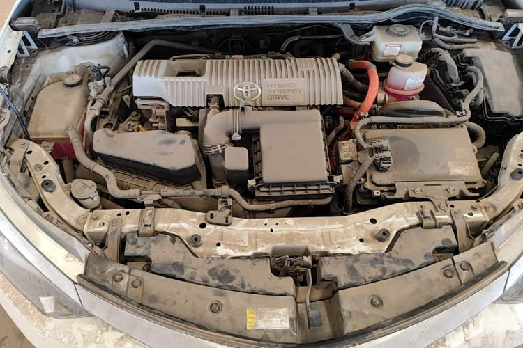 Used Toyota Levin 2018 Dual-Engine 1.8H GS-V E-CVT Prestige Version China VI Standard Engine Bay