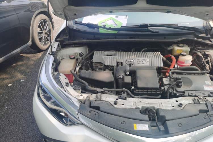 Used Toyota Levin 2018 Dual-Engine 1.8H GS-V E-CVT Prestige Version China V Standard Engine Bay Right