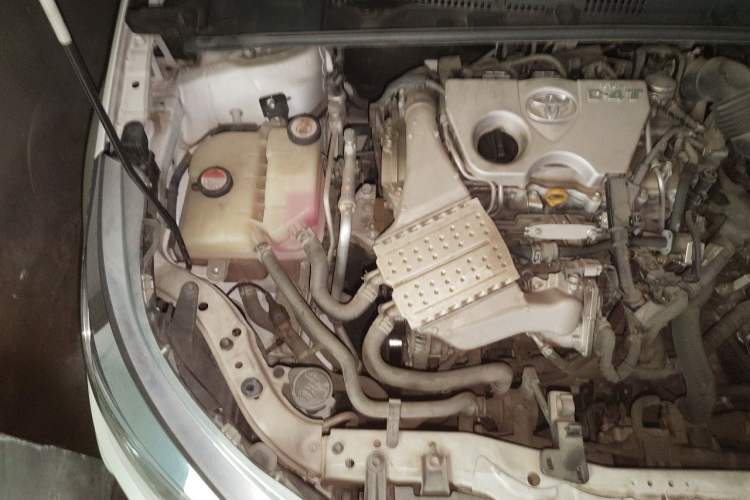 Used Toyota Levin 2018 185T CVT Luxury Edition Engine Bay Right