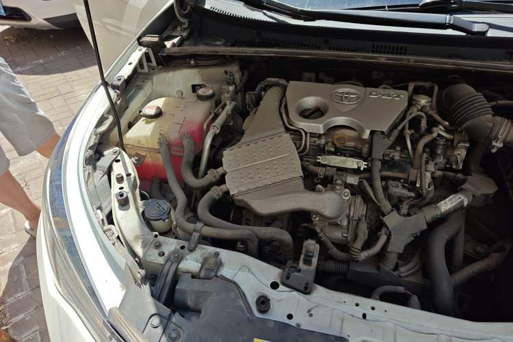 Used Toyota Levin 2018 185T CVT Luxury Edition Engine Bay Right