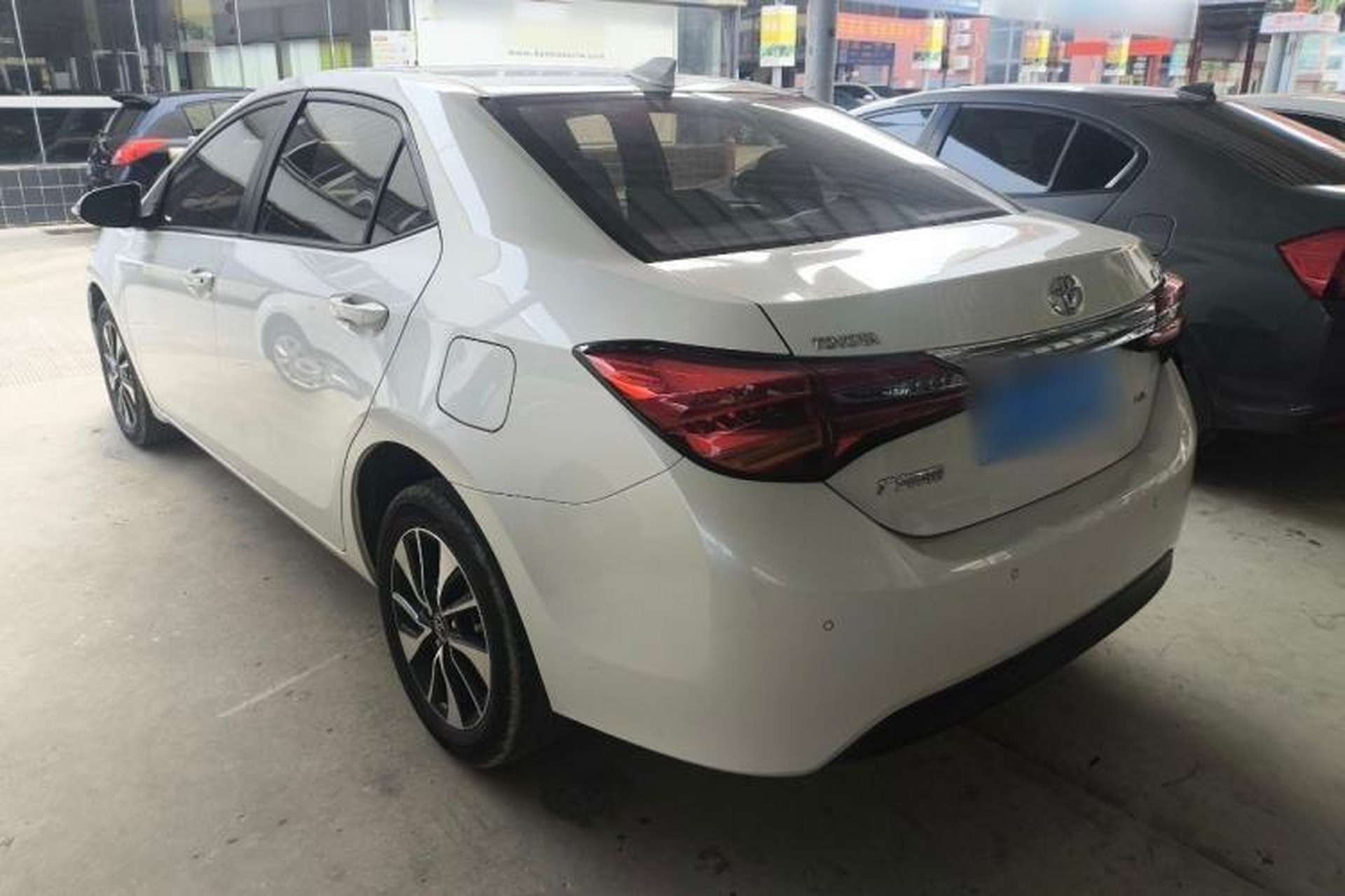 Used Toyota Levin 2018 185T CVT Luxury Edition China V Standard Exterior 3