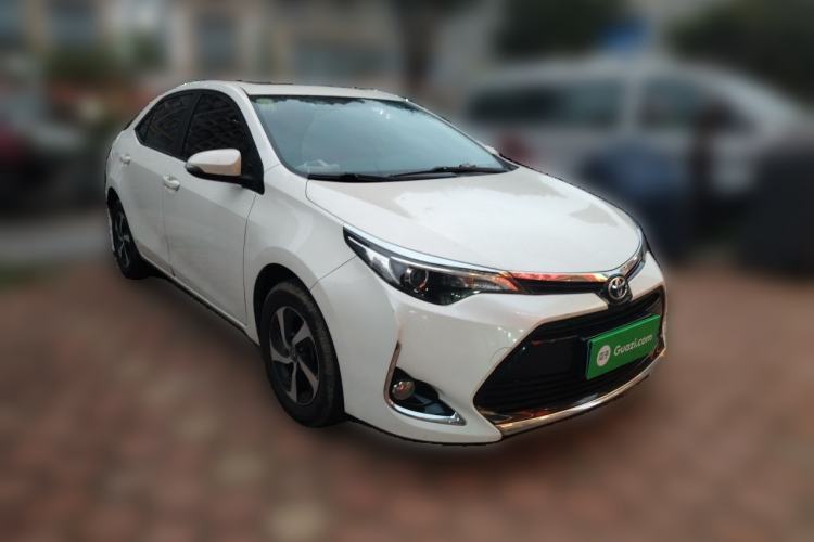 Used Toyota Levin 2018 185T CVT Luxury Edition Front Right 45 Deg