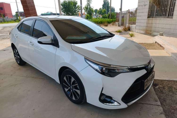 Used Toyota Levin 2018 185T CVT Luxury Edition China V Standard Front Right 45 Deg
