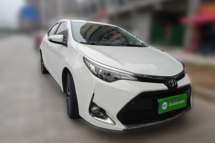 Used Toyota Levin 2018 185T CVT Luxury Edition China V Standard Front Right 45 Deg