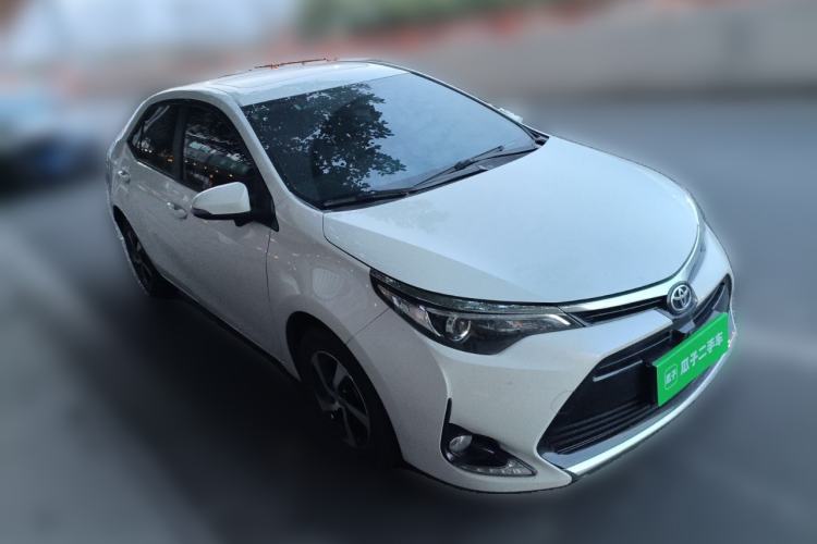 Used Toyota Levin 2018 185T CVT Luxury Edition Front Right 45 Deg