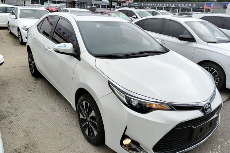 Used Toyota Levin 2018 185T CVT Luxury Edition China V Standard Front Right 45 Deg