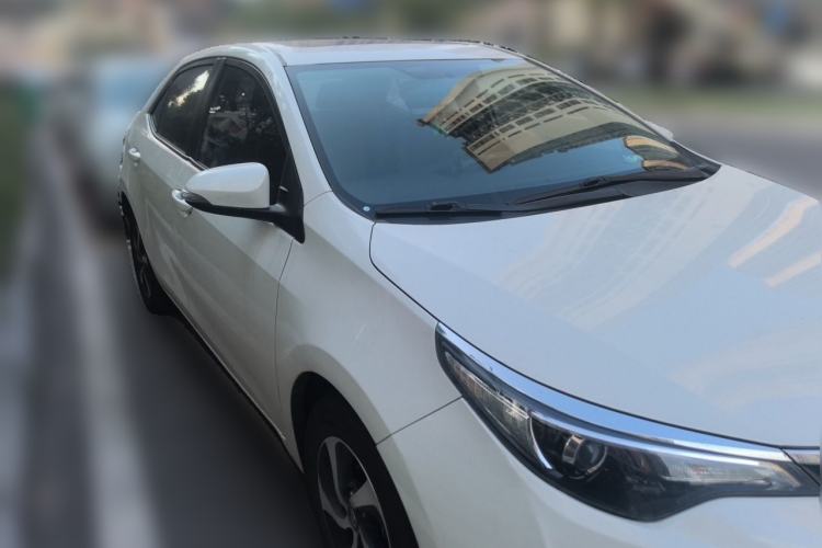 Used Toyota Levin 2018 185T CVT Luxury Edition Front Right 45 Deg