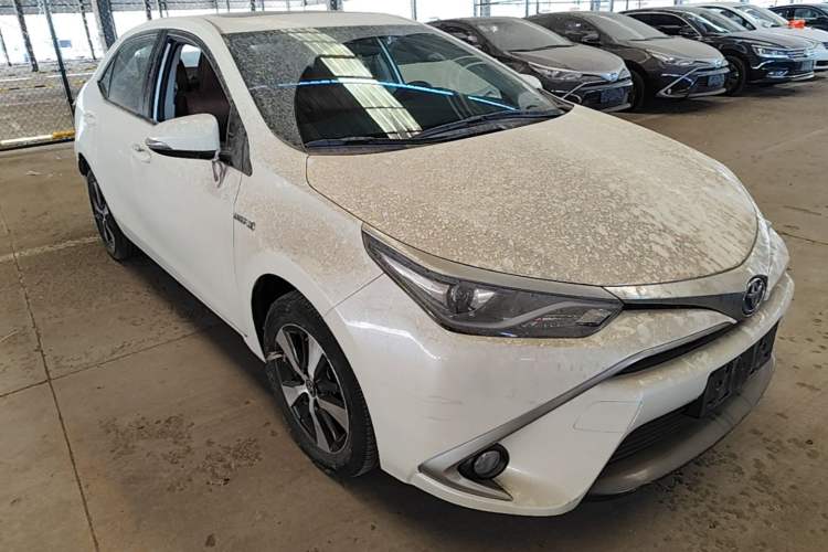 Used Toyota Levin 2018 Dual-Engine 1.8H GS-V E-CVT Prestige Version China VI Standard Front Right 45 Deg