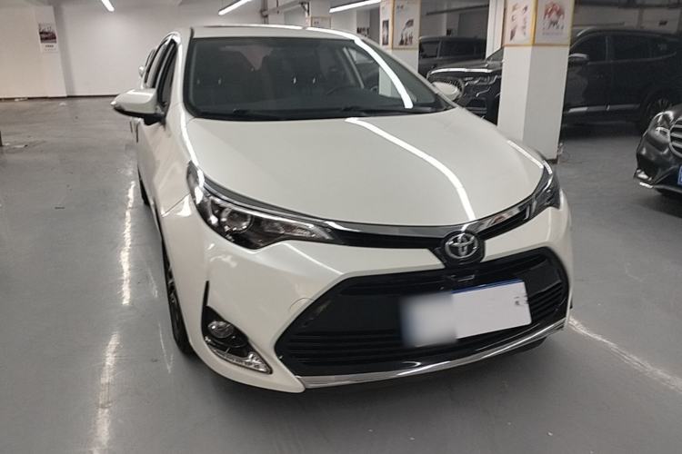 Used Toyota Levin 2018 185T CVT Luxury Edition China V Standard Front Right 45 Deg