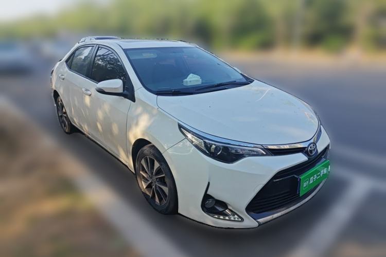 Used Toyota Levin 2018 185T CVT Luxury Edition China V Standard Front Right 45 Deg