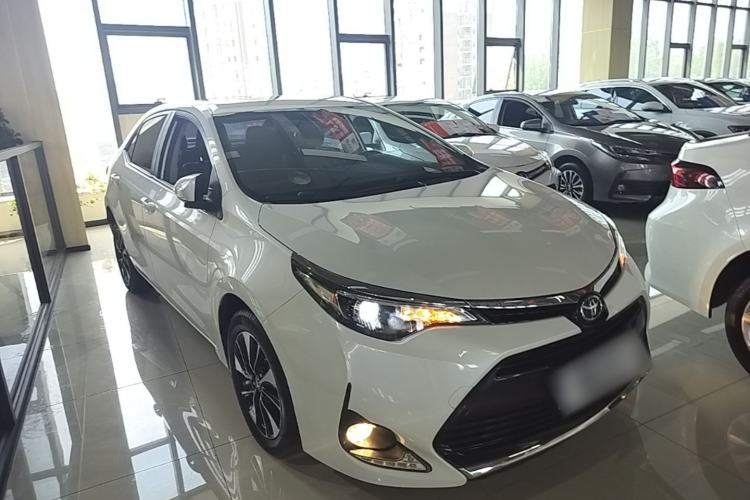 Used Toyota Levin 2018 185T CVT Luxury Edition China V Standard Front Right 45 Deg