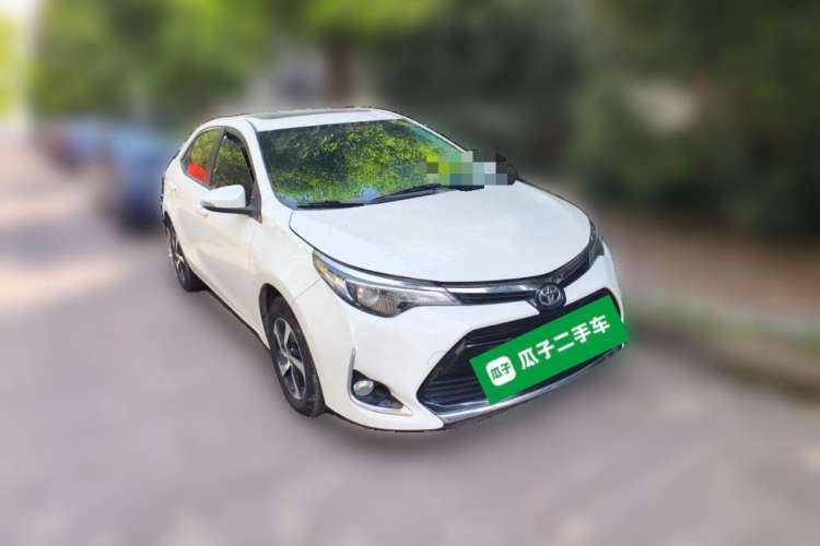 Used Toyota Levin 2018 185T CVT Luxury Edition Front Right 45 Deg