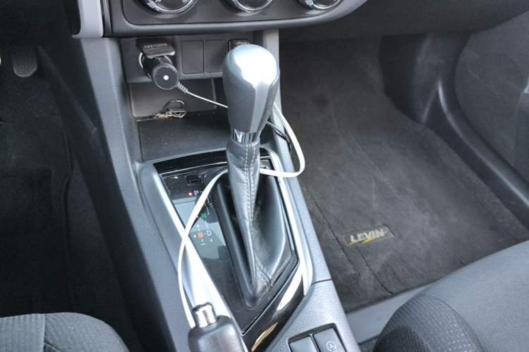 Used Toyota Levin 2018 185T CVT Luxury Edition Gear Lever