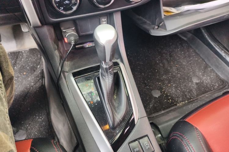 Used Toyota Levin 2018 185T CVT Luxury Edition Gear Lever