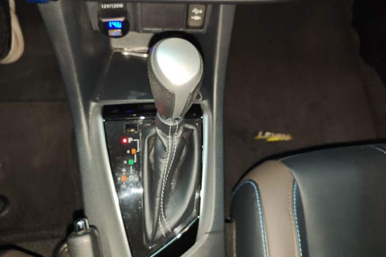 Used Toyota Levin 2018 185T CVT Luxury Edition China V Standard Gear Lever