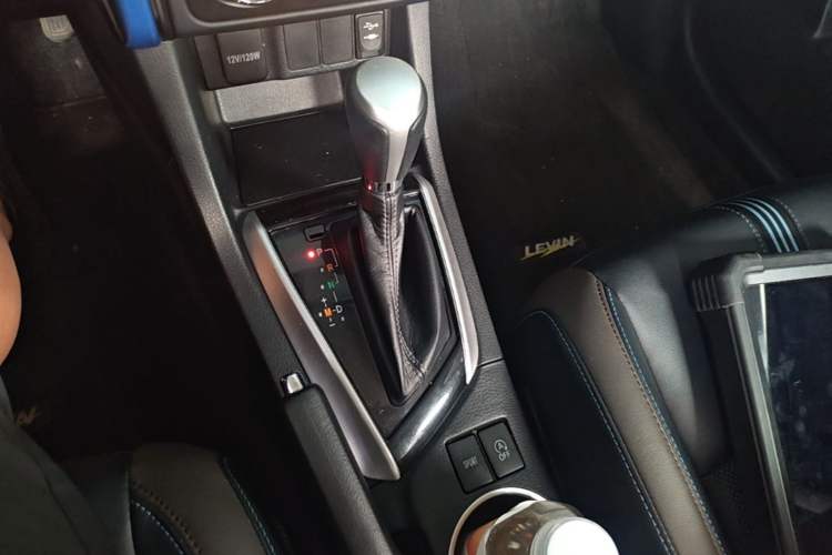 Used Toyota Levin 2018 185T CVT Luxury Edition China V Standard Gear Lever