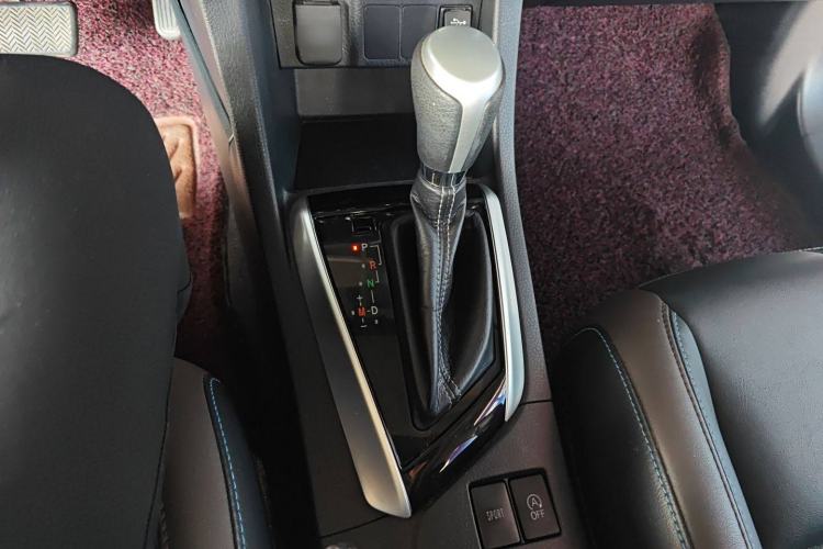 Used Toyota Levin 2018 185T CVT Luxury Edition China V Standard Gear Lever