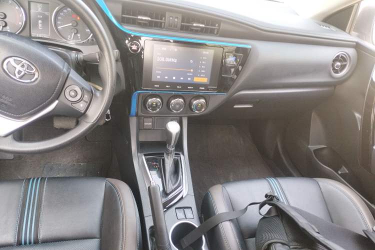 Used Toyota Levin 2018 185T CVT Prestige Version China VI Standard Gear Lever