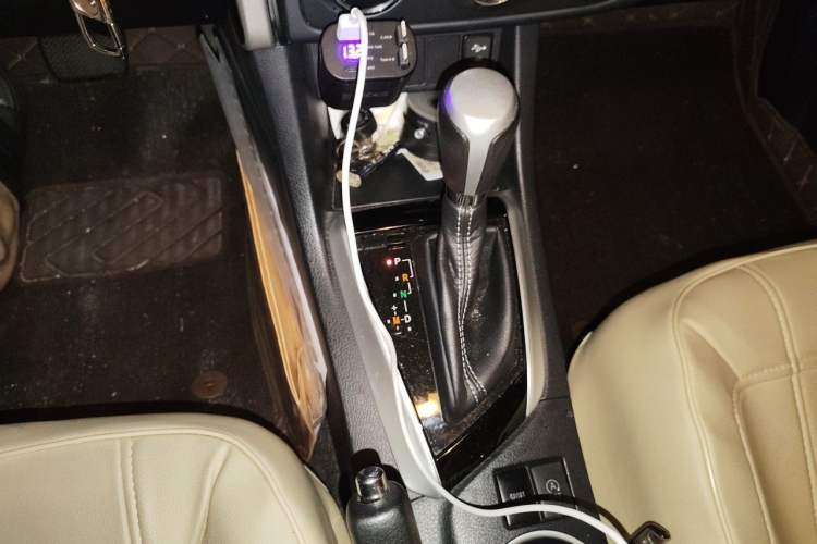 Used Toyota Levin 2018 185T CVT Luxury Edition Gear Lever
