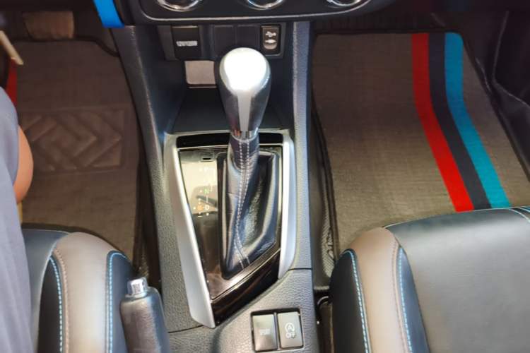 Used Toyota Levin 2018 185T CVT Luxury Edition China V Standard Gear Lever