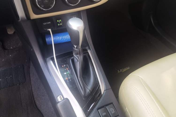 Used Toyota Levin 2018 185T CVT Luxury Edition Gear Lever