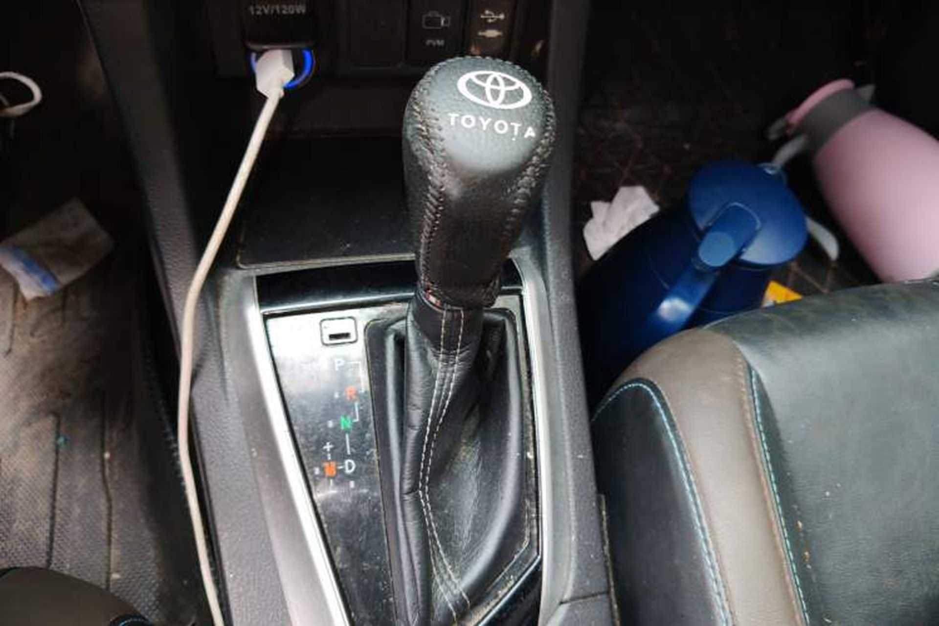 Used Toyota Levin 2018 185T CVT Luxury Edition China V Standard Gear Lever
