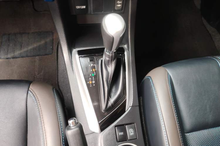 Used Toyota Levin 2018 185T CVT Luxury Edition China V Standard Gear Lever