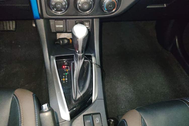 Used Toyota Levin 2018 185T CVT Luxury Edition China V Standard Gear Lever