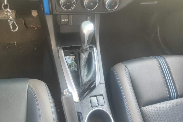 Used Toyota Levin 2018 185T CVT Luxury Edition China V Standard Gear Lever