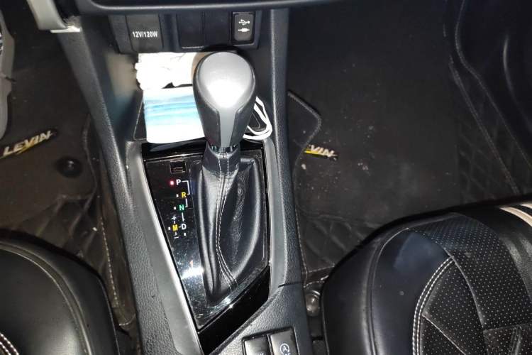 Used Toyota Levin 2018 185T CVT Luxury Edition China V Standard Gear Lever