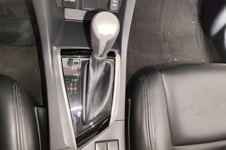 Used Toyota Levin 2018 185T CVT Luxury Edition Gear Lever