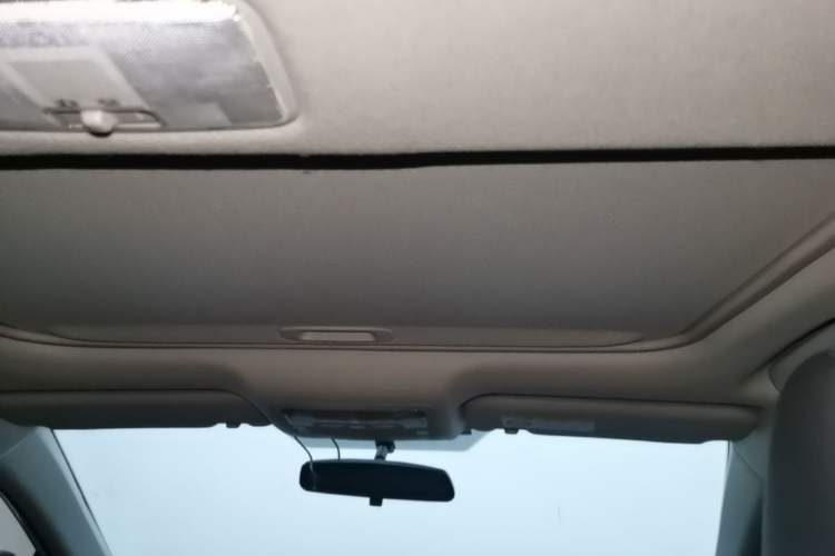 Used Toyota Levin 2018 185T CVT Prestige Version China VI Standard Headliner