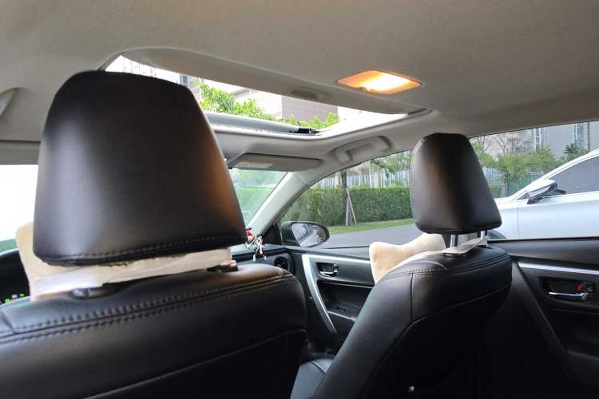 Used Toyota Levin 2018 Dual-Engine 1.8H GS-V E-CVT Prestige Version China VI Standard Headliner