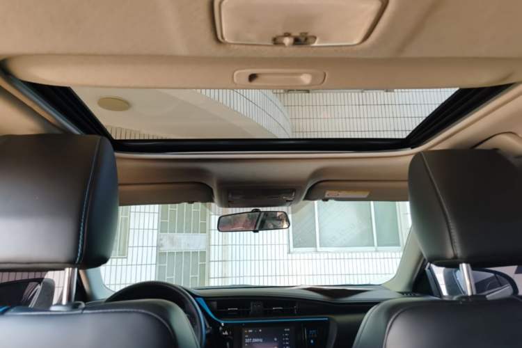 Used Toyota Levin 2018 185T CVT Luxury Edition China V Standard Headliner